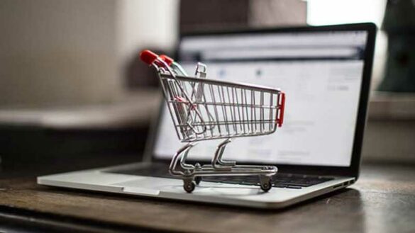 Still an avid online shopper 8 things you need to STOP doing now