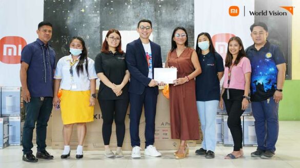 Enriching Education Xiaomi & World Vision Donates Smart Devices to Baseco High School