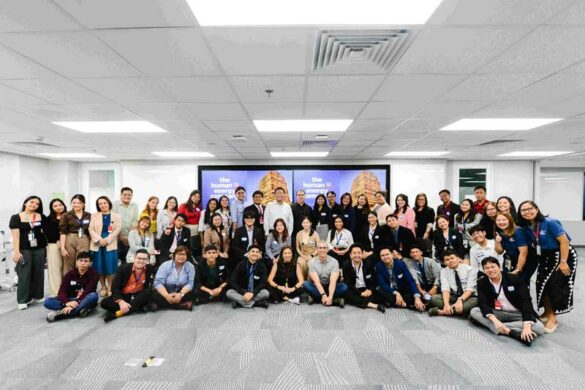 Chevron Dives Deep Inspiring Future Leaders in AmCham's Student Leadership Program